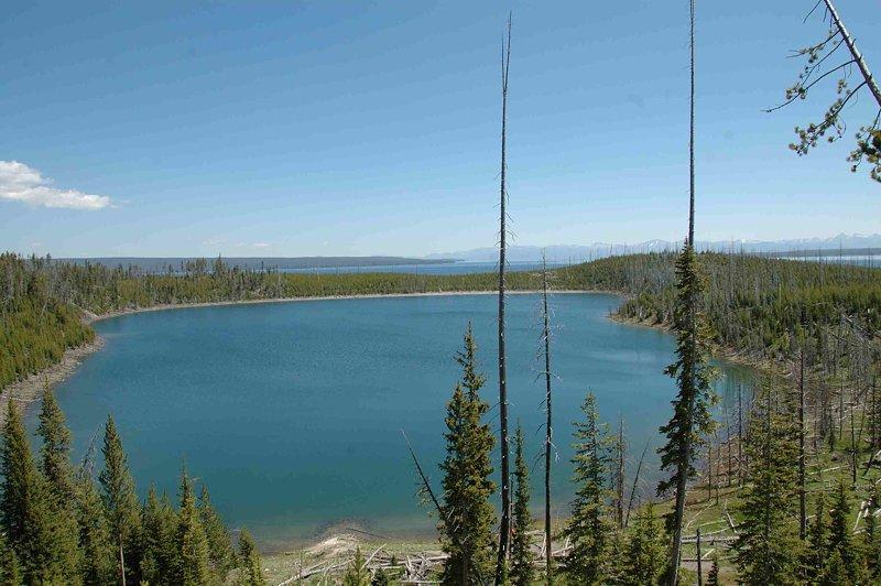 03-duck-lake.jpg - Duck Lake is a small lake near Yellowstone Lake and north of West Thumb Geyser Basin.