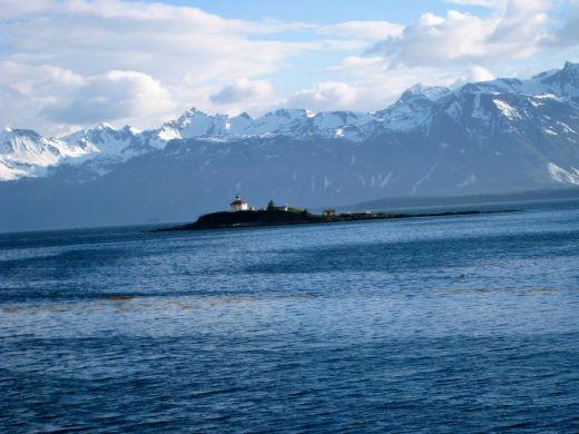 lighthse_juneau_to_haines.jpg - The name of this lighthouse is unknown but what a beautiful and isolated location.