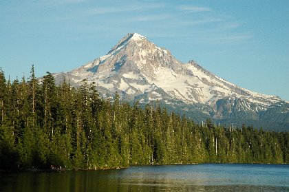 09trillium_lake1.jpg