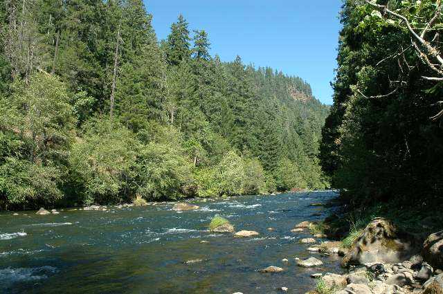 138_03_n-umpquoa_river_bouldercreek_cg.jpg